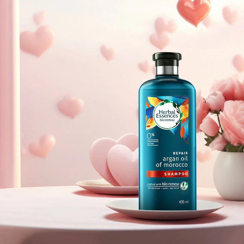 Gillette Venus Breeze & Premium Beauty Bath Valentine's Day Gift Pack