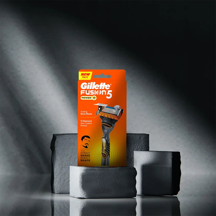 Gillette Fusion Power Razor Complete Shaving Birthday Gift Pack For Men With 4 Cartridge