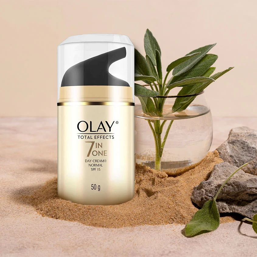 Olay Total Effect Day Cream (Spf 15), 50g & Cleanser Birthday Gift Pack For Anti Ageing, 100g