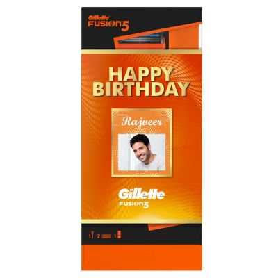 Gillette Fusion5 Premium Birthday Gift Pack for Me...